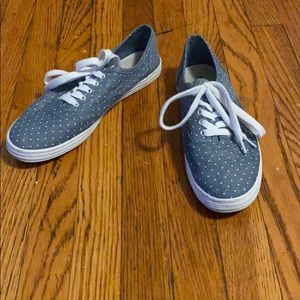 Navy polka dot shoes